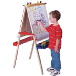 best artsy gift ideas for kids ages 9-10 boy or girl standing easel